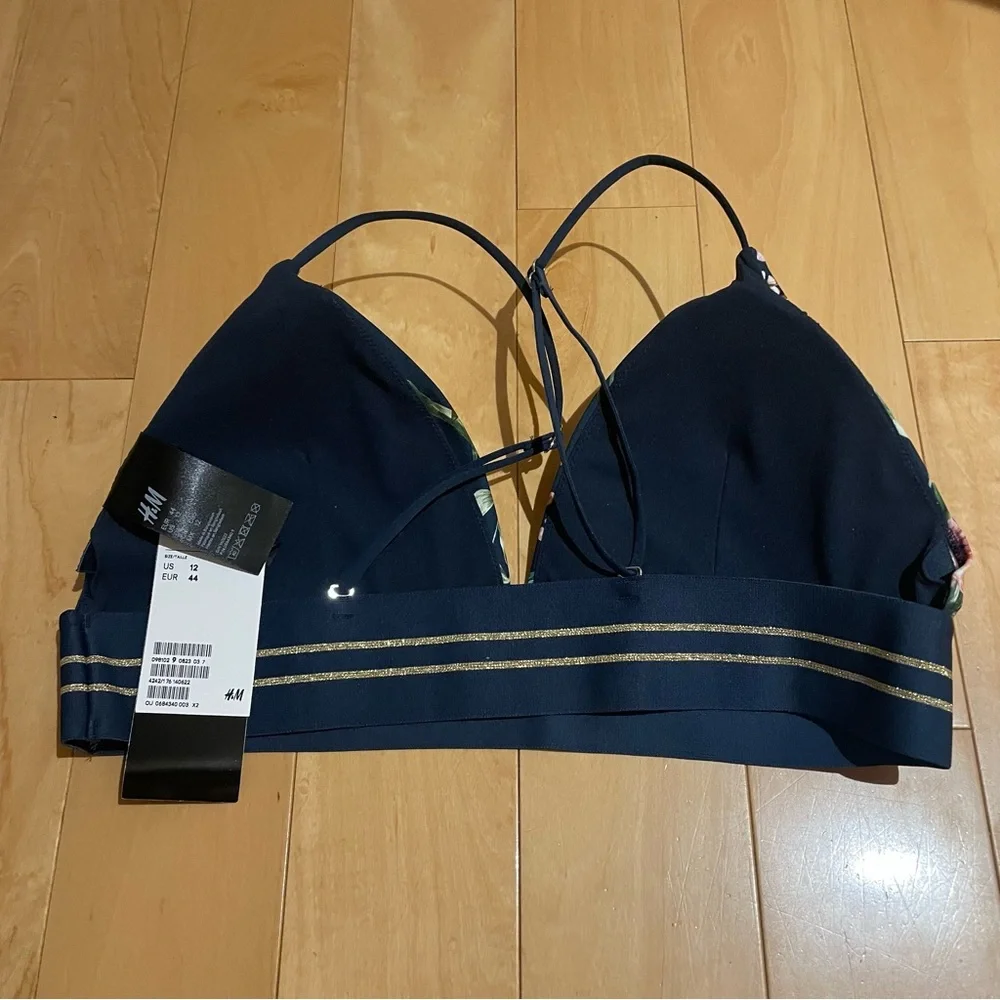 NWT women’s H&M floral bikini top - Picture 3 of 4
